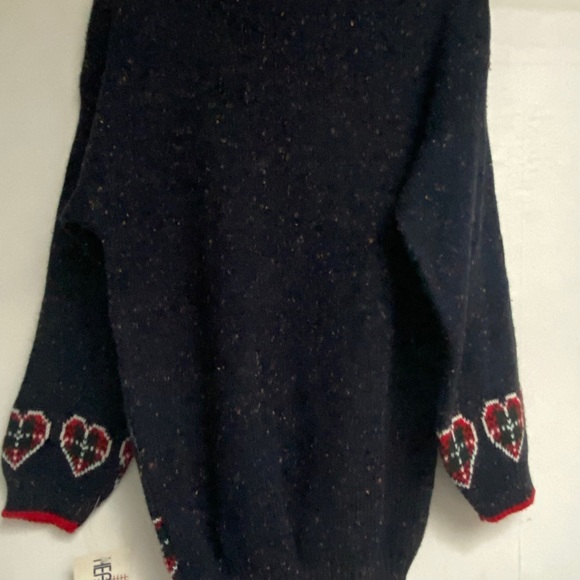 “Ugly” Festive Chunky Knit Sweater Adorable Puppy - Picture 11 of 11